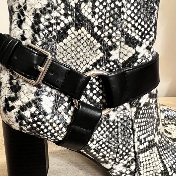 BcbgGeneration Agnes harness animal print synthetic material booties - Picture 3 of 12